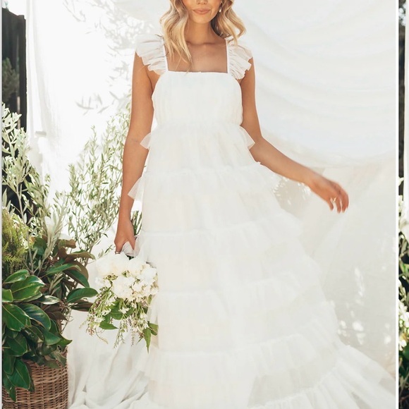 Show Me Your MuMu White fairytale maxi dress - Picture 4 of 5